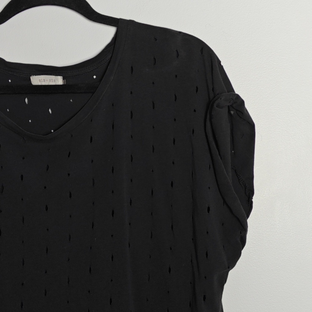 SIS SIS Anthropologie Black Cut Out Rolled Sleeve Top Size Large - Picture 6 of 14